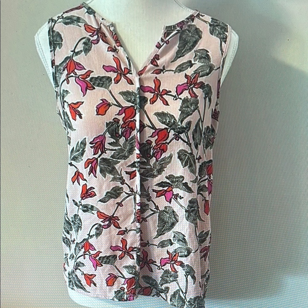 Floral Sleeveless Tank Top